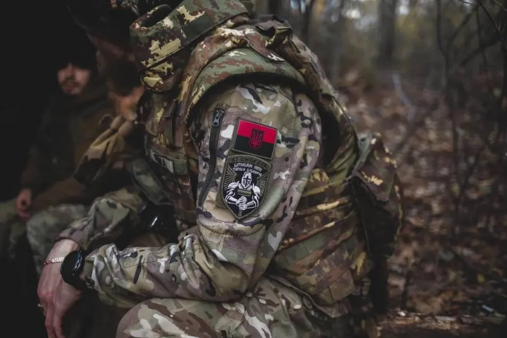 Двоє українських воїнів взяли в полон шістьох росіян на Дніпропетровщині