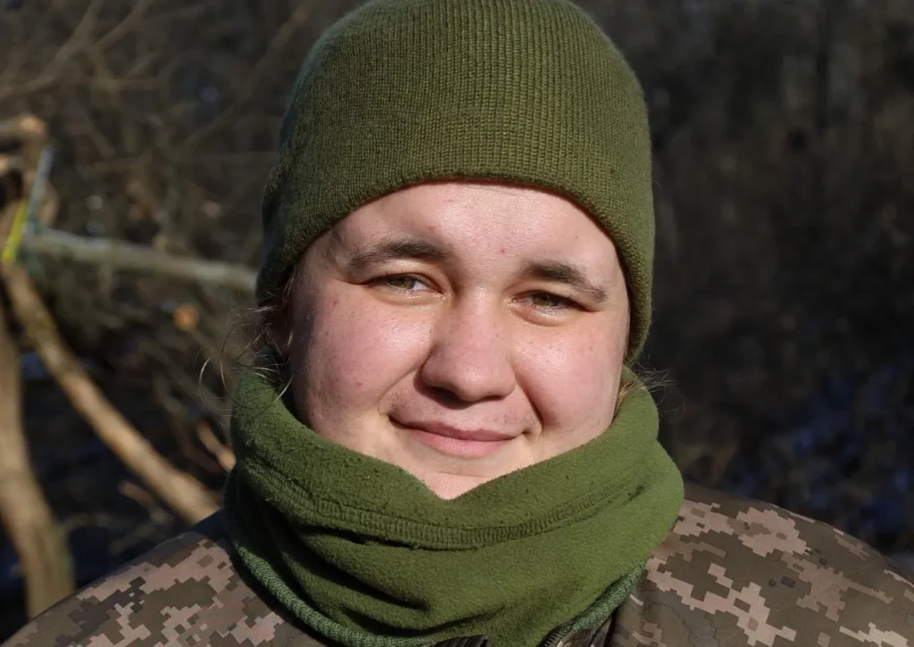 «Фронт наближається. Моє рідне місто стає все ближче до нього»: «Доця» з Павлограда приєдналася до ЗСУ