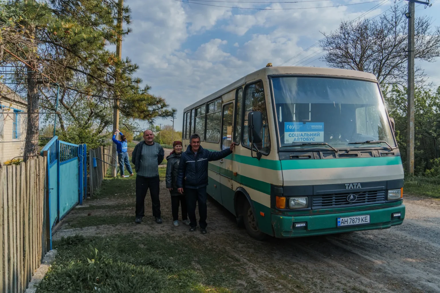 20 км до фронту: соціальний автобус допомагає доїхати до Шахтарського