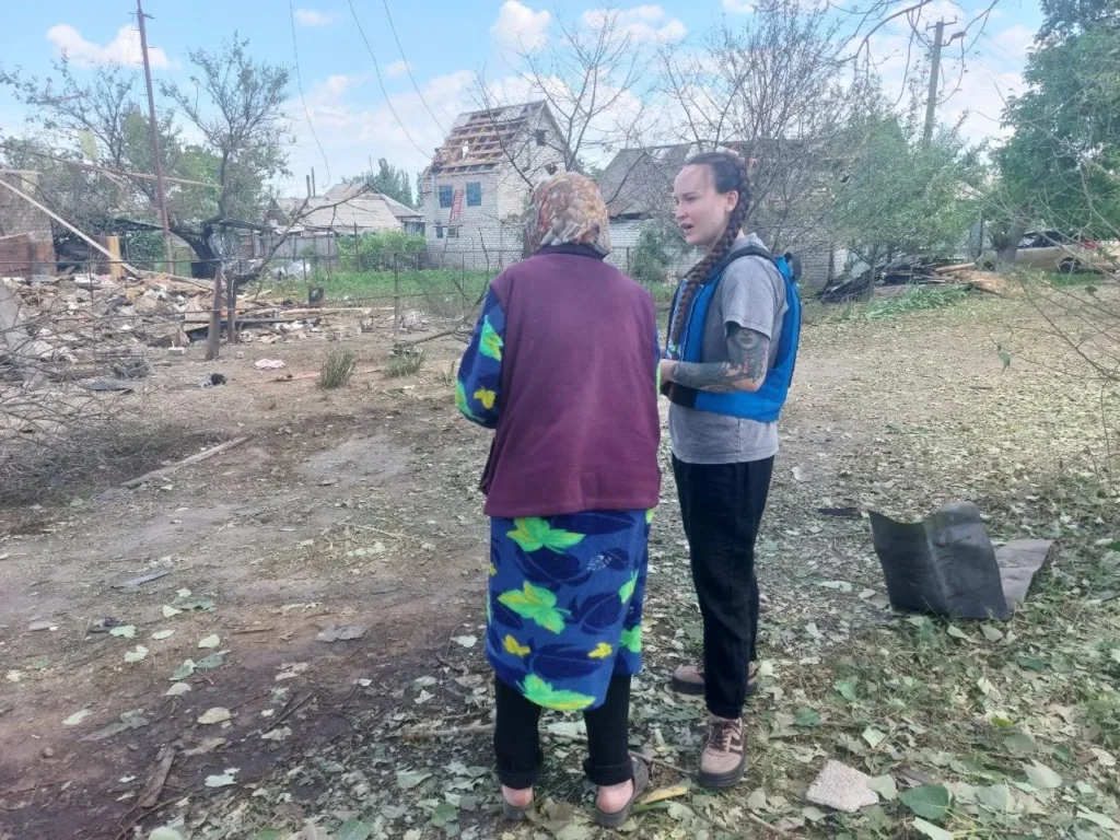 Село на Павлоградщині потрапило під обстріл: знищено будинок подружжя, є загибла