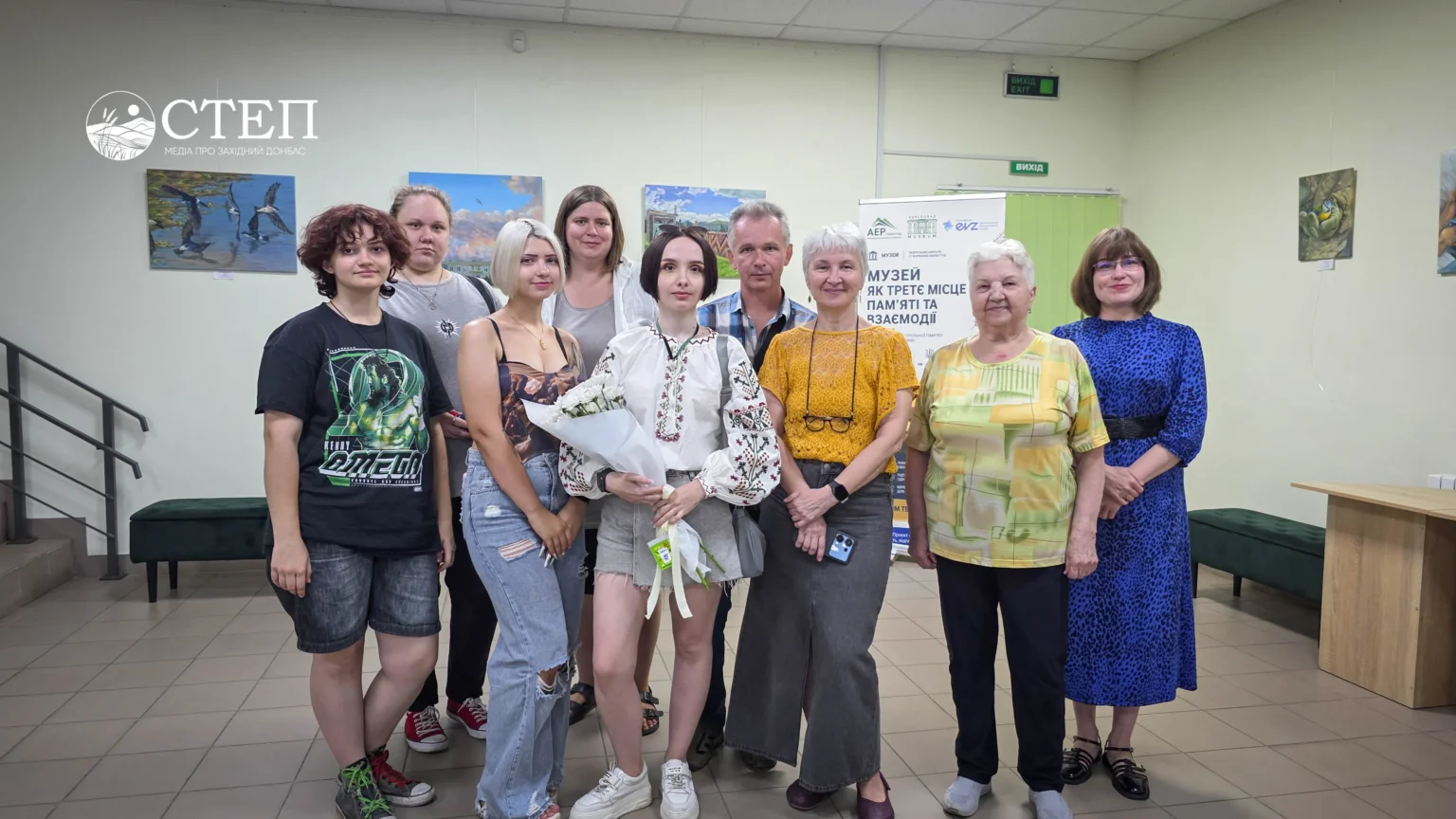 У Павлограді відкрилася виставка художниці Валерії Пєлєпєй «В пошуках світла»