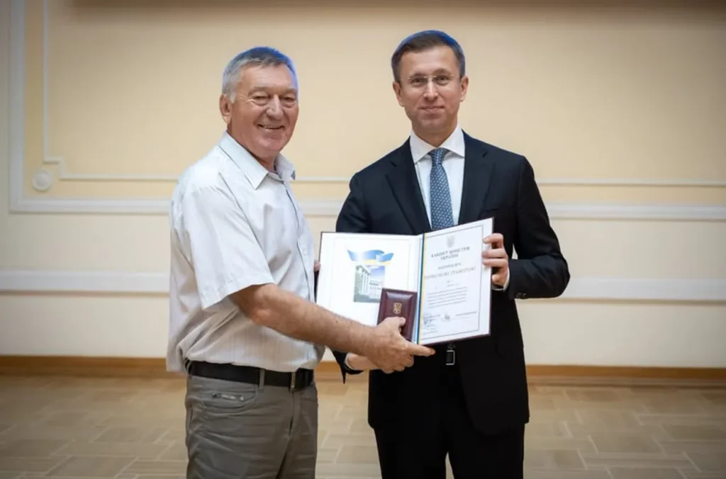 Відновив газопровід після дронового удару: газовик із Павлоградщини отримав державну відзнаку