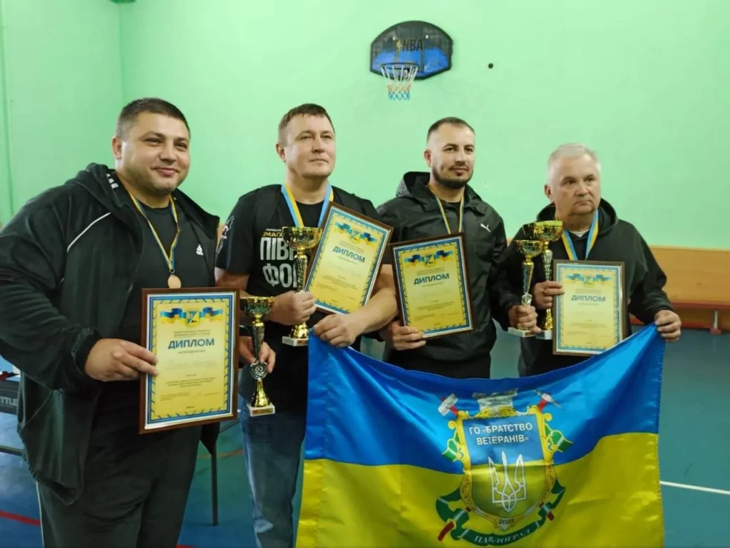 У Павлоградському районі ветерани змагалися в настільному тенісі